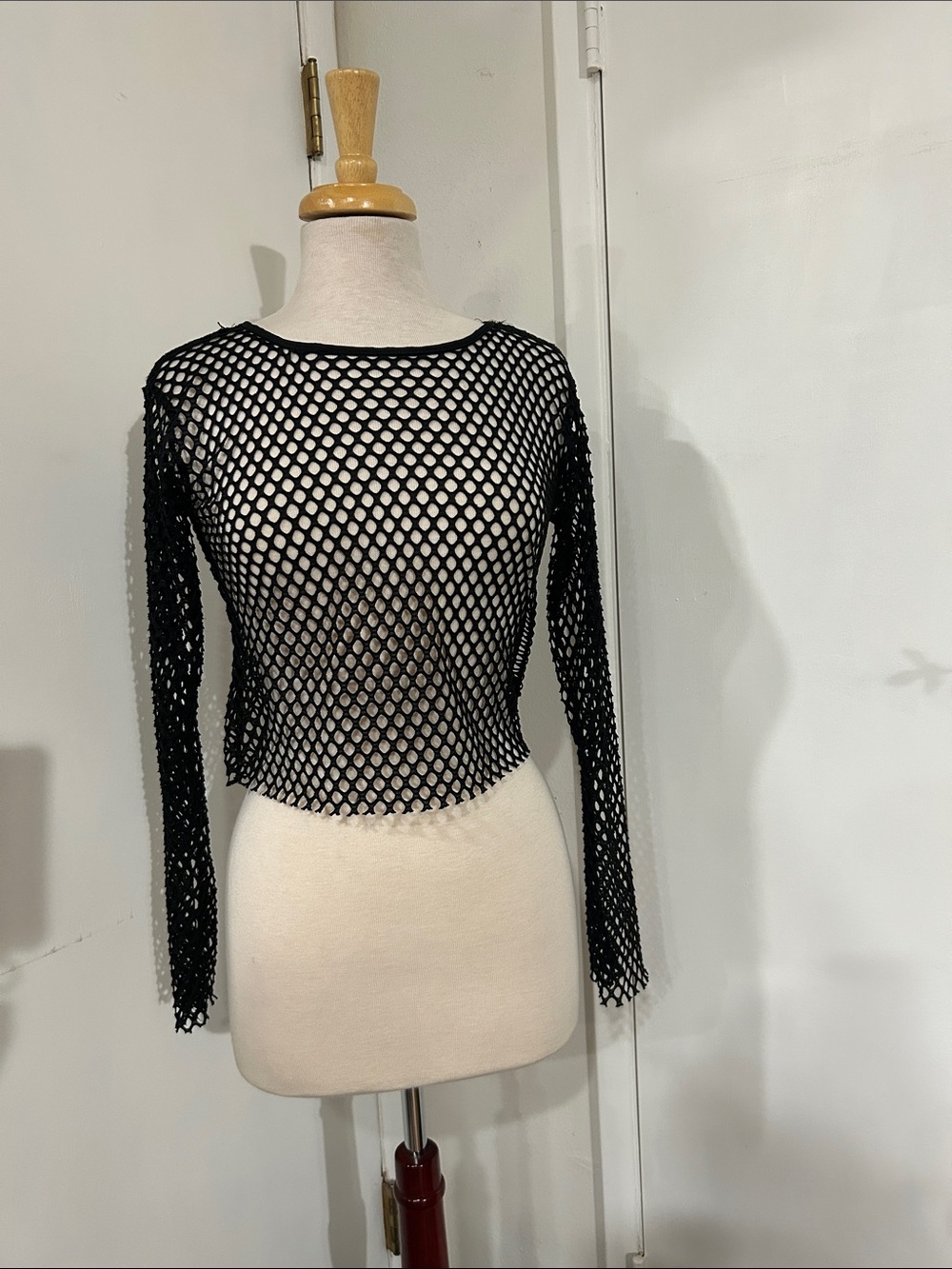 Black Long-Sleeve Fishnet Crop Top by
